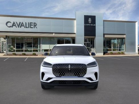 Used 2025 Lincoln Aviator AWD w/ Equipment Group 101A image 6