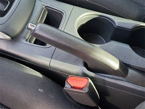 Used 2017 Nissan Sentra S image 18