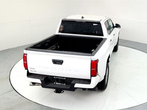 Certified 2025 Toyota Tacoma SR5 image 15