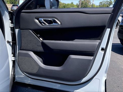 New 2026 Land Rover Range Rover Velar Dynamic SE AWD/4WD image 30