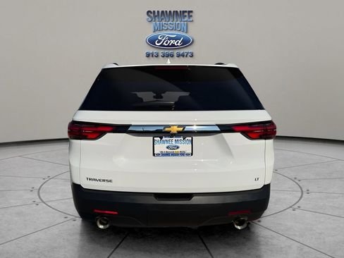 Used 2023 Chevrolet Traverse LT image 6