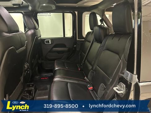 Used 2024 Jeep Wrangler Unlimited Rubicon AWD/4WD image 19