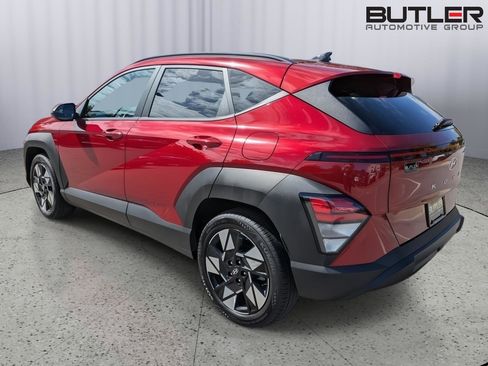 Used 2025 Hyundai Kona SEL FWD image 6