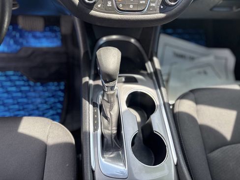 Used 2021 Chevrolet Malibu LT FWD image 21