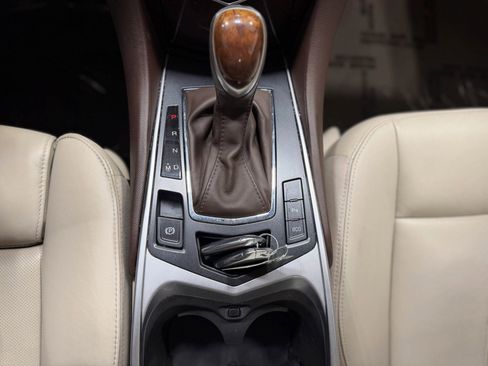 Used 2015 Cadillac SRX Premium FWD image 17