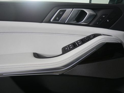 Certified 2026 BMW X5 xDrive40i image 9