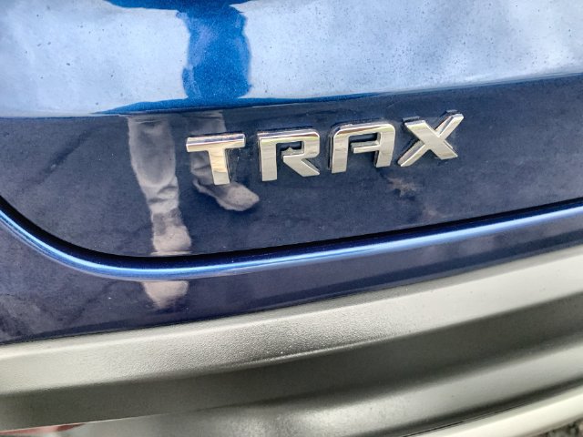 Certified 2024 Chevrolet Trax LT w/ Driver Confidence Package FWD image 29