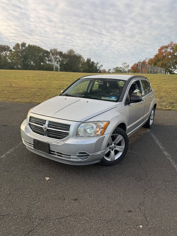 Used 2010 Dodge Caliber SXT FWD image 2