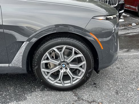 Certified 2023 BMW X7 xDrive40i w/ Executive Package image 4
