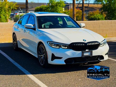 Used 2020 BMW 330i Sedan w/ Premium Package image 3