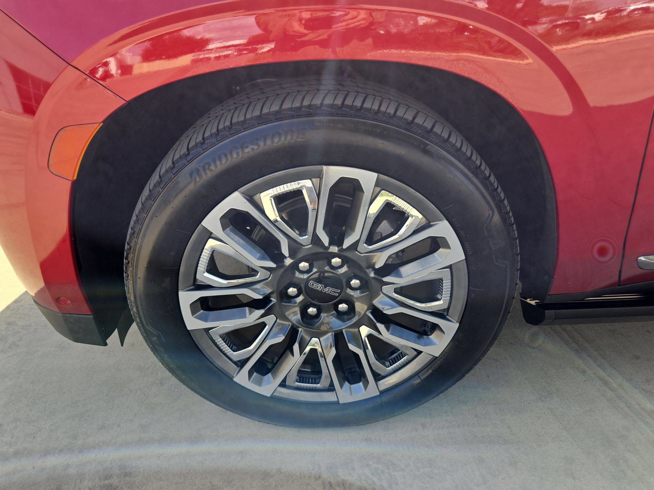 Certified 2023 GMC Yukon Denali Ultimate AWD/4WD image 27