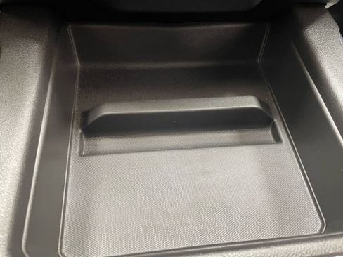 Used 2019 Chevrolet Silverado 1500 RST image 22