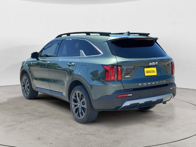 Used 2022 Kia Sorento SX Prestige w/ Rust Color Package AWD/4WD image 3