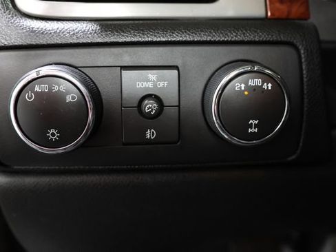 Used 2013 Chevrolet Tahoe LT AWD/4WD image 23