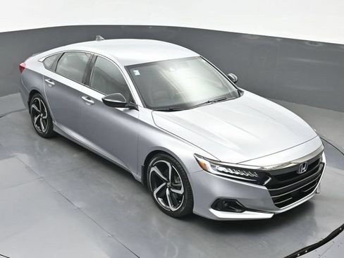 Used 2022 Honda Accord Sport image 35