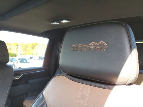 Used 2024 Chevrolet Silverado 3500 High Country w/ Technology Package image 48