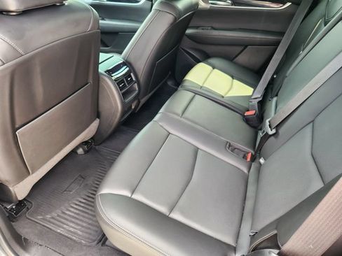 Used 2022 Cadillac XT5 Premium Luxury w/ Technology Package FWD image 22