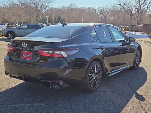 Certified 2023 Toyota Camry SE image 5