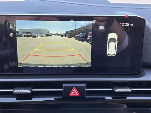 New 2026 Kia Sportage EX image 13