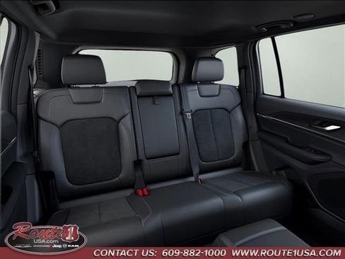 New 2026 Jeep Grand Cherokee Altitude AWD/4WD image 16