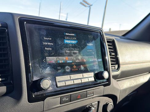 Used 2024 Nissan Frontier Pro-X image 21