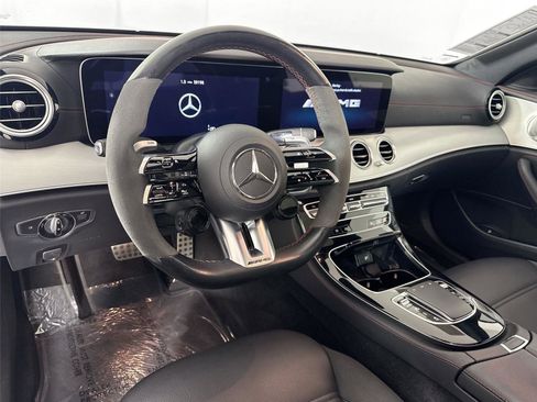 Used 2022 Mercedes-Benz E 53 AMG 4MATIC Sedan image 4