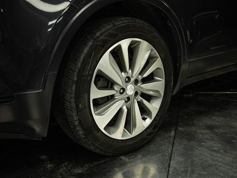 Used 2017 Buick Encore Preferred FWD image 3