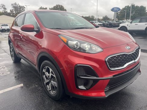 Used 2022 Kia Sportage LX image 7