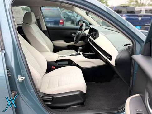 Used 2025 Honda HR-V LX image 22