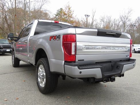 Used 2022 Ford F350 Platinum w/ FX4 Off-Road Package image 8