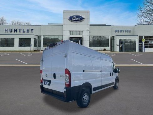 Used 2025 RAM ProMaster 2500 w/ Convenience Group FWD image 4