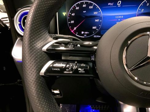 Used 2025 Mercedes-Benz C 300 Sedan image 22