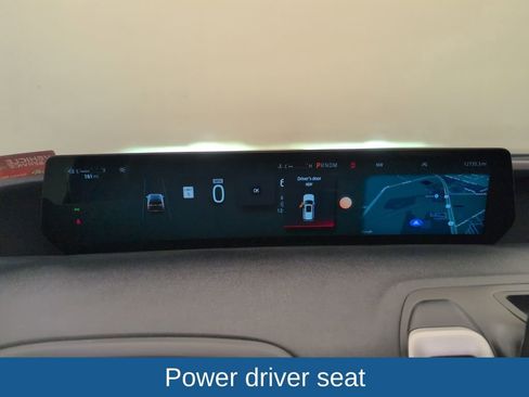 Certified 2025 Ford Expedition Active image 23