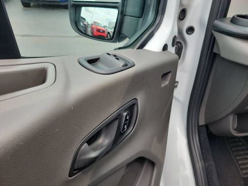 Certified 2024 Ford Transit 350 XLT RWD image 20