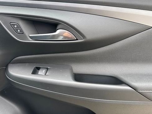 New 2026 Buick Envista Preferred w/ Advanced Safety Package FWD image 19