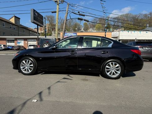 Used 2014 INFINITI Q50 2.0t w/ Moonroof Package image 4