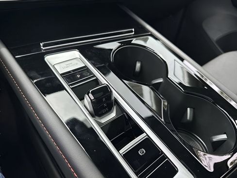 New 2026 Volkswagen Atlas Peak Edition AWD/4WD image 20