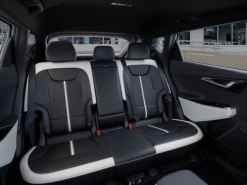 Certified 2025 Kia EV6 GT-Line image 25