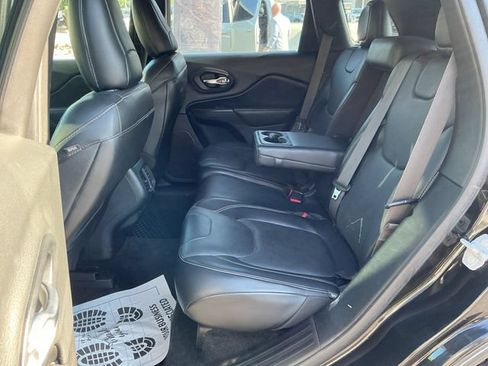 Used 2015 Jeep Cherokee Limited w/ Luxury Group AWD/4WD image 22
