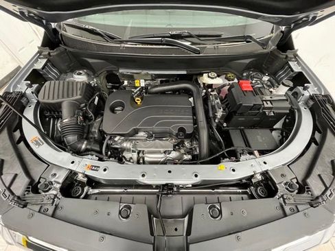 New 2026 Chevrolet Equinox LT w/ Convenience Package II AWD/4WD image 15