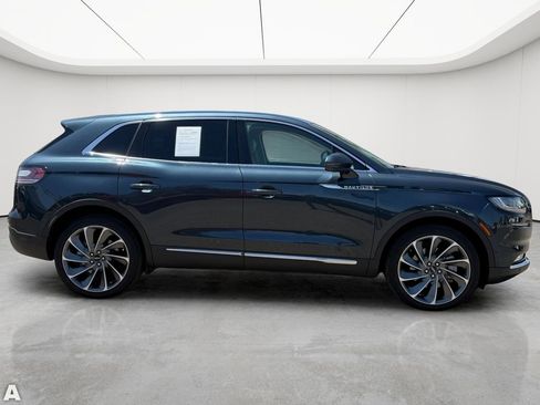 Used 2023 Lincoln Nautilus Reserve w/ Equipment Group 202A AWD/4WD image 6