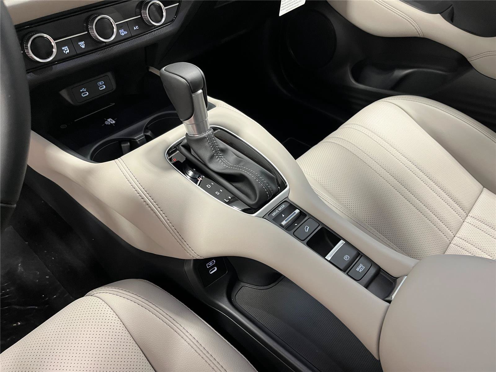 New 2027 Honda HR-V EX-L image 7