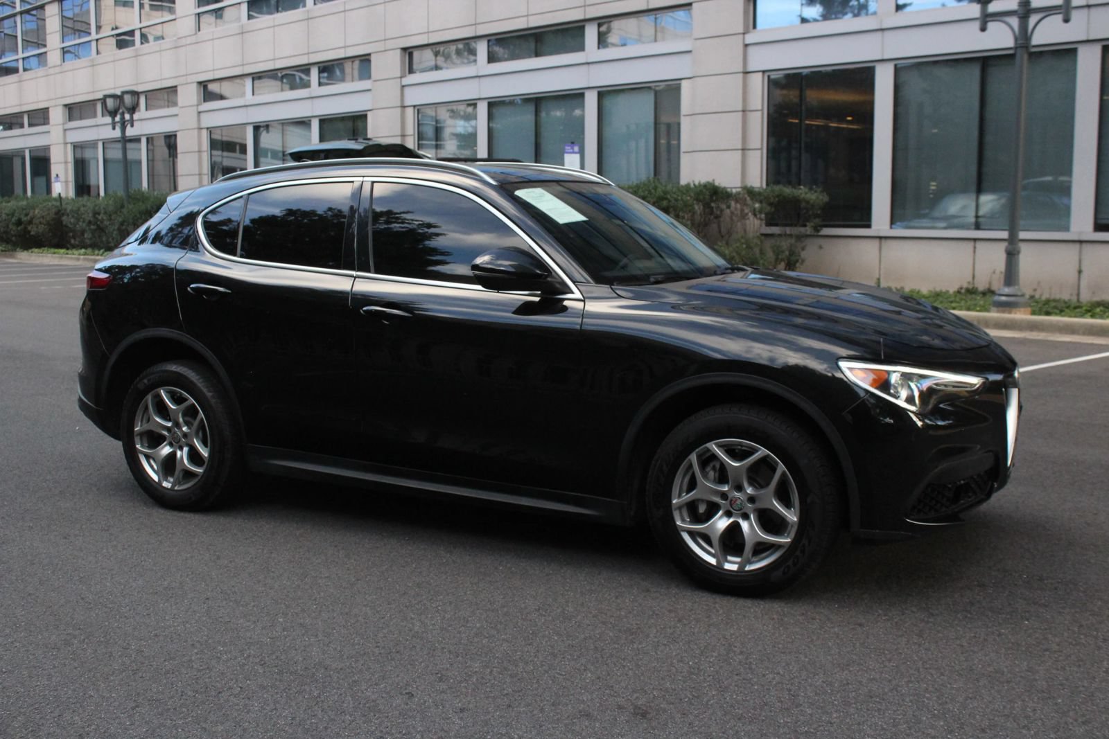 Used 2020 Alfa Romeo Stelvio AWD w/ Cold Weather Package image 2