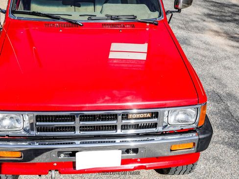 Used 1986 Toyota Pickup 4x4 Regular Cab Turbo image 48