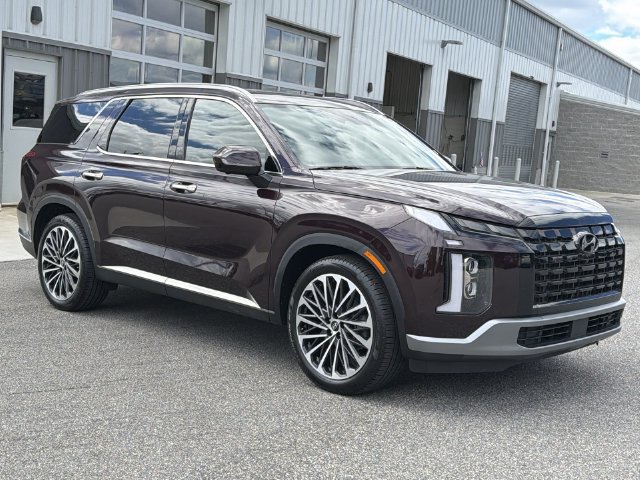 Used 2025 Hyundai Palisade Limited FWD image 15
