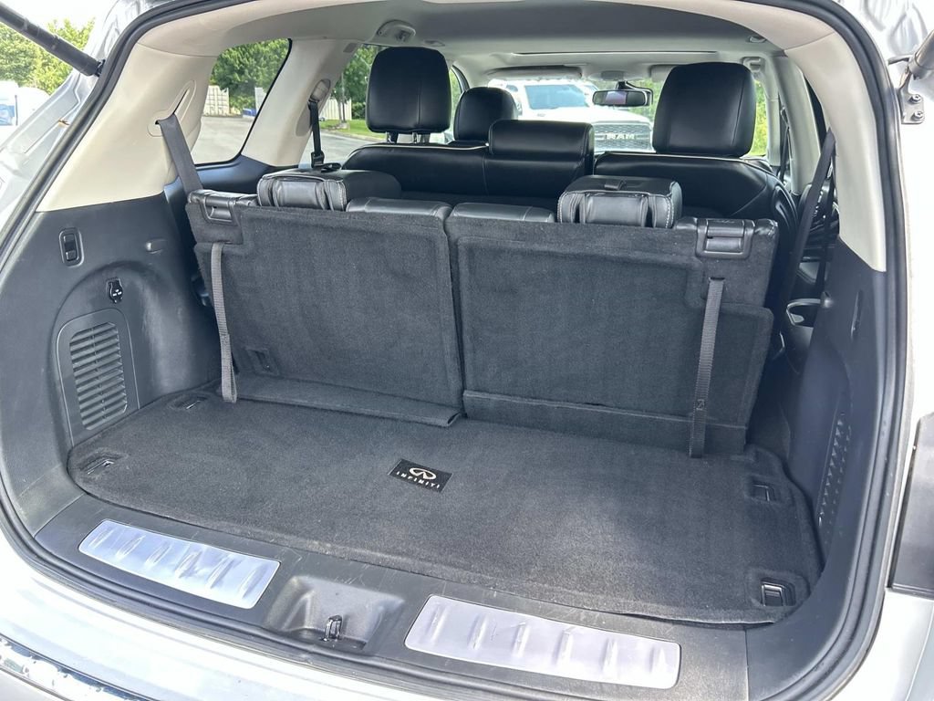 Used 2020 INFINITI QX60 Luxe w/ Essential Package FWD image 16