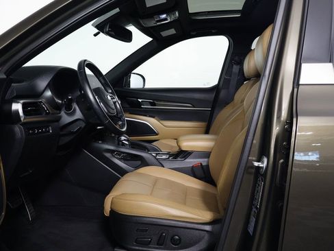 Used 2021 Kia Telluride SX w/ Towing Package image 10