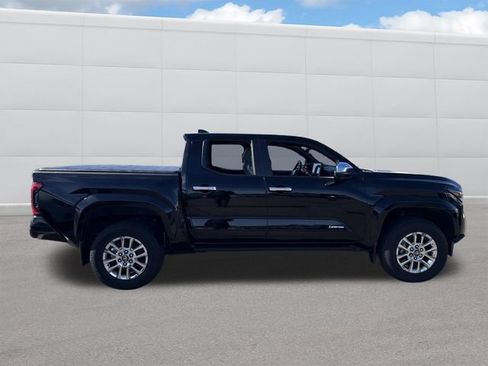 Used 2024 Toyota Tacoma Limited w/ Limited Package (LT) image 7