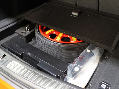 Used 2023 Porsche Macan GTS w/ Premium Package Plus image 72