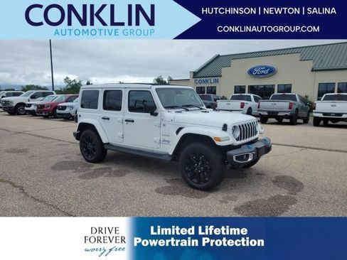 Used 2024 Jeep Wrangler Unlimited Sahara w/ Technology Group AWD/4WD image 1